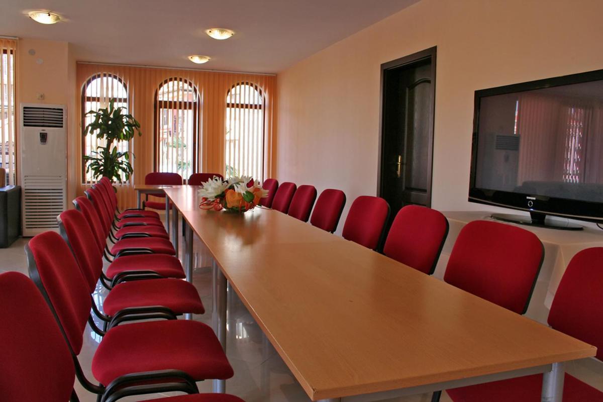 South Beach Hotel - New Management And Free Beach Access Carevo Exteriér fotografie